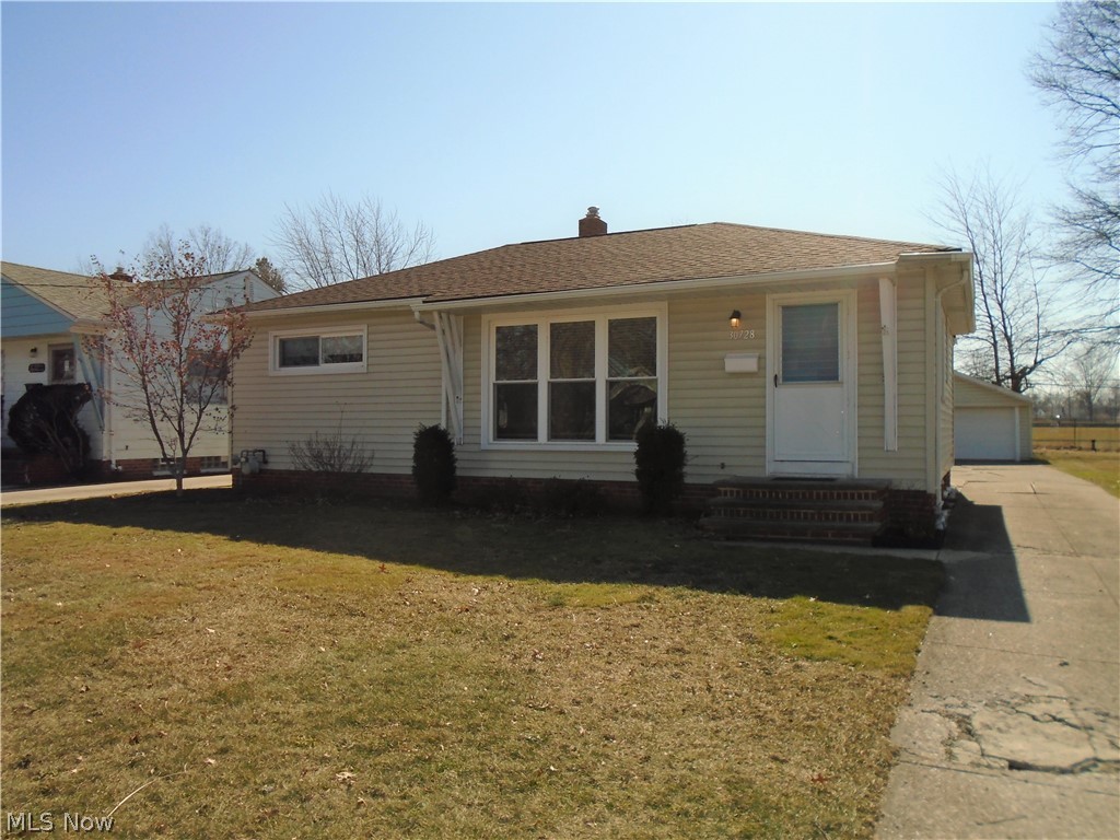 Beautifully updated 3 bedroom Willowick Ranch. Move right in to this turn key property with newer kitchen, updated bathroom 2019, newer windows 2009, newer siding 2009, Newer roof 2010, new gutters and down spouts on the garage 2017, Hot water tank 2015,  Furnace 2010,  AC 2015. Gorgeous finished basement perfect for entertaining!  2 1/2 Garage, custom deck for outdoor entertaining.  Just minutes from the Interstate. Close to schools, shopping and restaurants.  Don't miss this one.  Perfect for first time homebuyers.