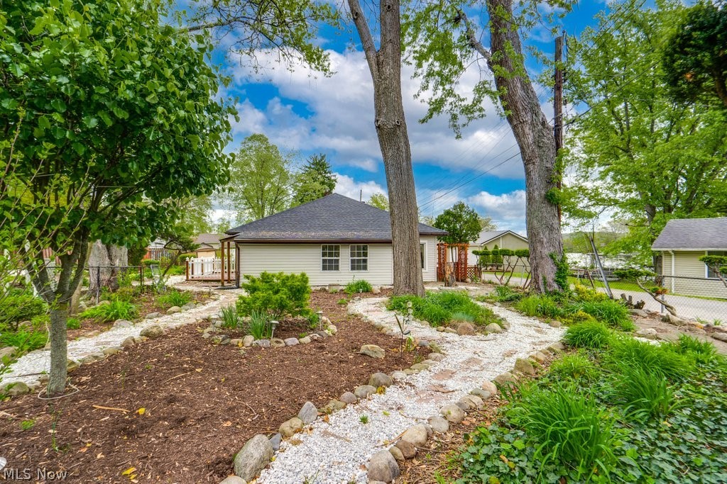 Caston - Residential