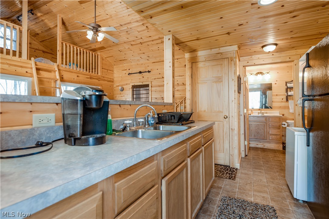 Bear Vly West Prop - Residential