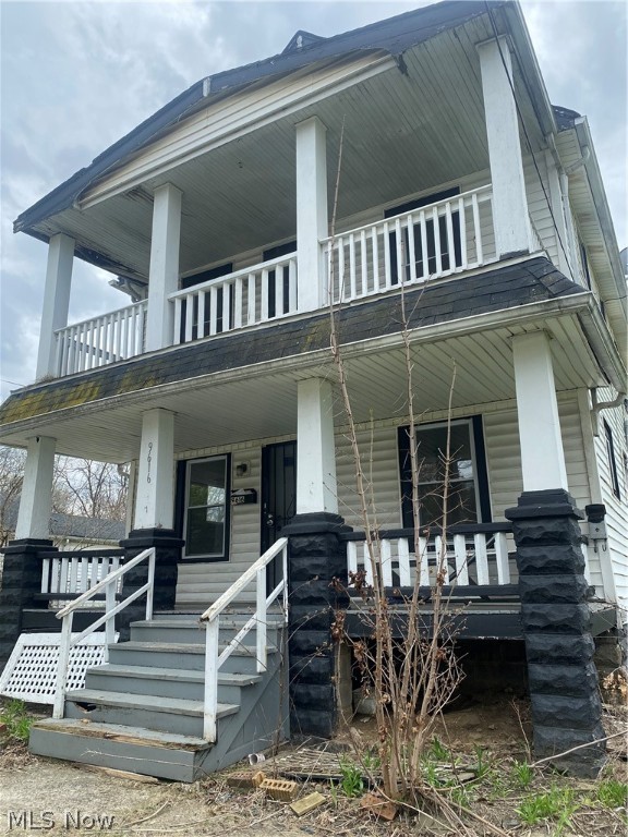 Clean, safe housing located in the Miles Park section of Cleveland. 2 bedrooms 1 bath, New furnace and HWT freshly painted and new carpet throughout.  Come make this house home! Call listing agent to schedule appointment. Rental requirements:Credit score of 600+. Below 600 is considered conditional.Less than 3 items in collections, excluding student loan and medical. More than 3 is considered conditional. Monthly income of 2.5 times the amount of the monthly rent.Thorough and Complete Criminal and Eviction Check.$50 Non Refundable App Fee for all Adults who will be occupying the property.Applications can only be completed online.Typical Security Deposit equivalent to one months rent, pending results of background checks.

Tenant responsible for electric and gas