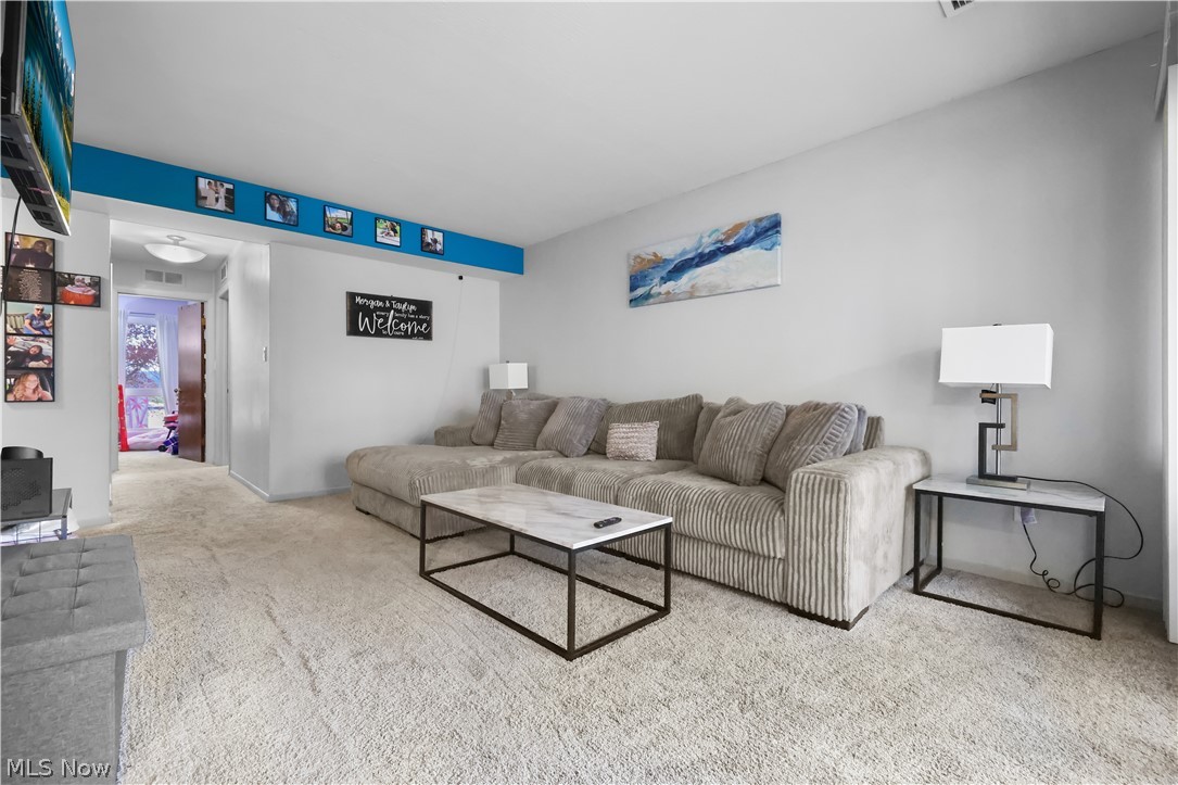 Oak Knolls Condo - Residential