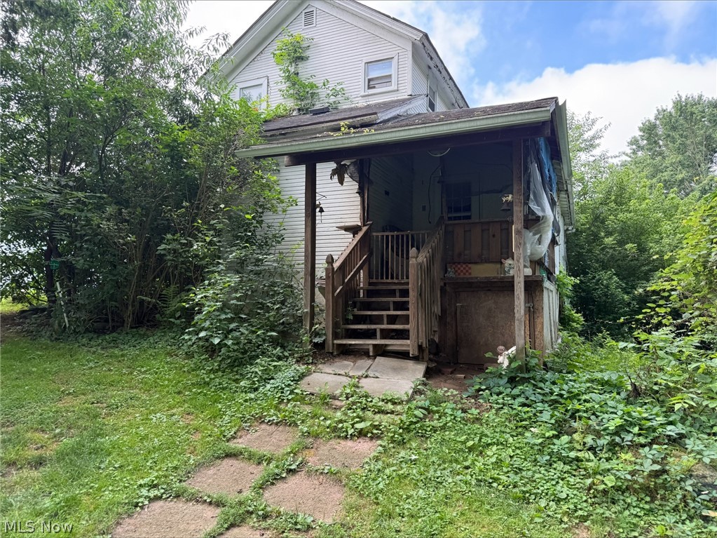 This is an ONLINE ONLY foreclosure sale. There are NO SHOWINGS. Deposit due by wire transfer within 48 upon conclusion. Funding must take place within 30 days of confirmation of sale. 5% Buyer’s Premium shall apply. Subject to postponement and cancellation. Full terms and conditions at online registration.