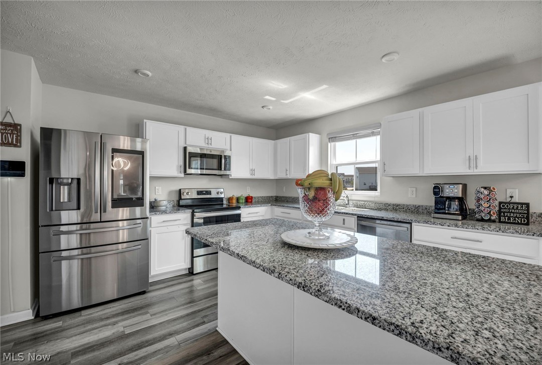 Encore Estates At Heisley Park - Residential