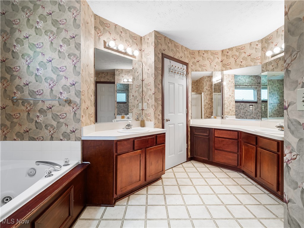 Reserve Of Avon Lake Sub - Residential