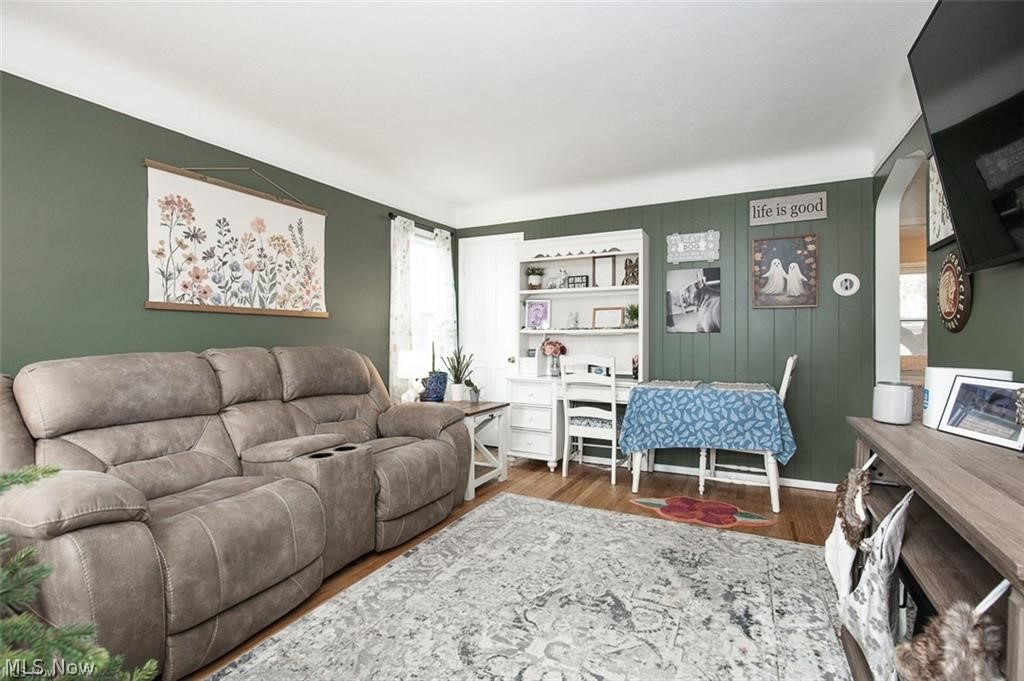 Bungalow - Residential