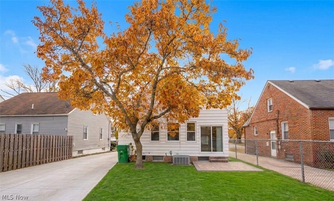 Bungalow - Residential