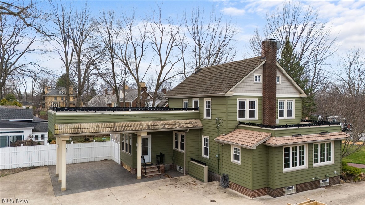 Commonwealth Realty & Bldg Co - Residential