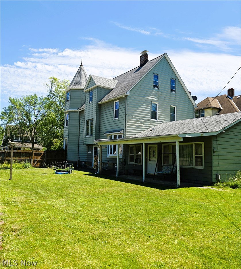 Ezra Nicholsons Grace Ave - Residential