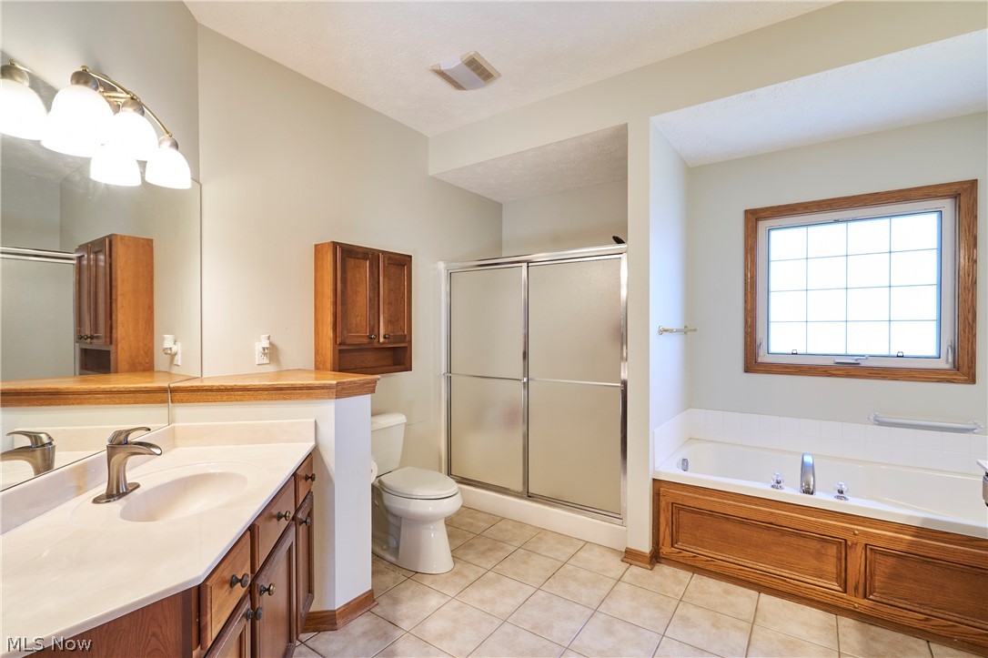 Brook Hollow Preserve - Residential
