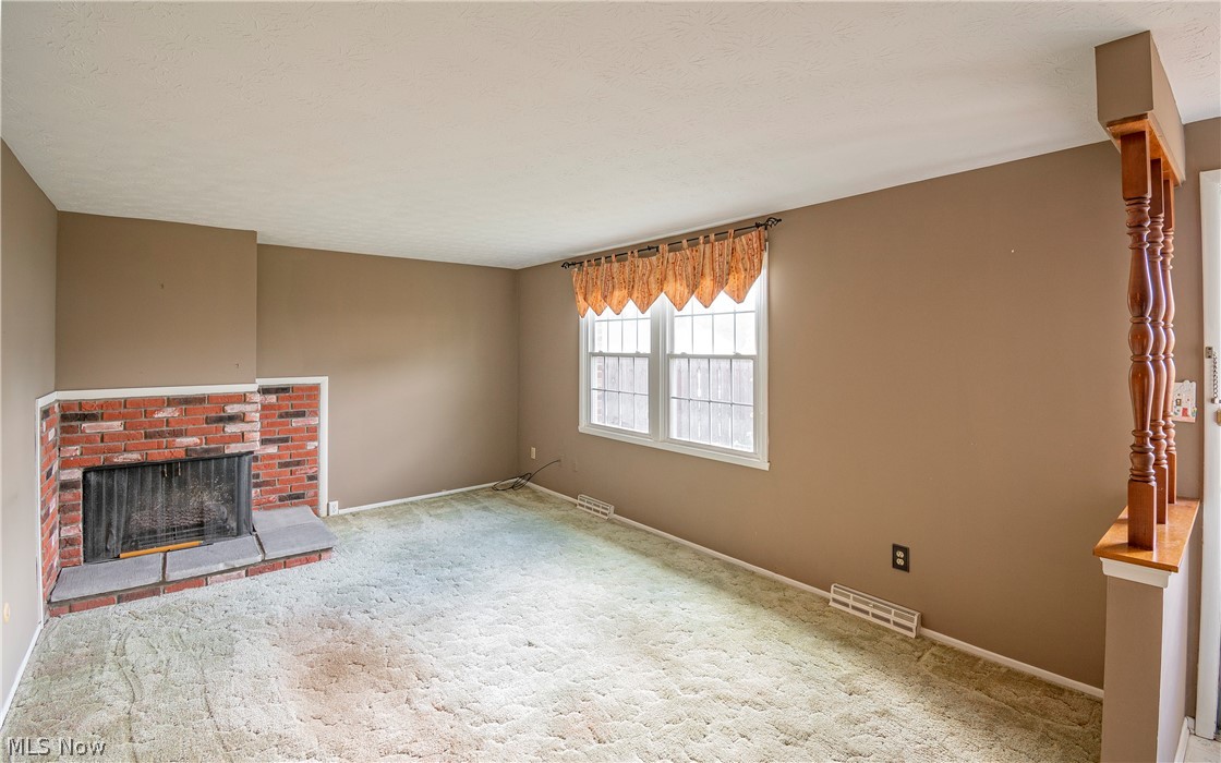 Huntington Park Condo - Residential