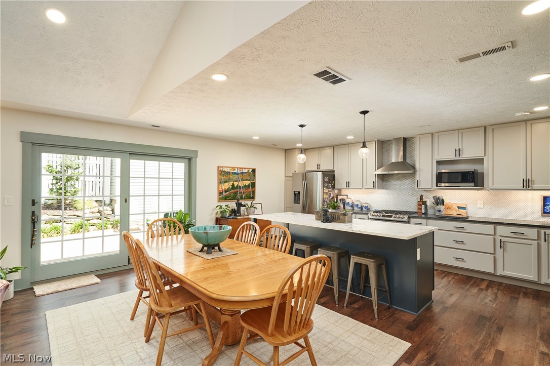 Eagles Chase Condo - Residential