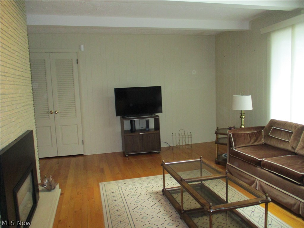 Terrace Arms 2 - Residential