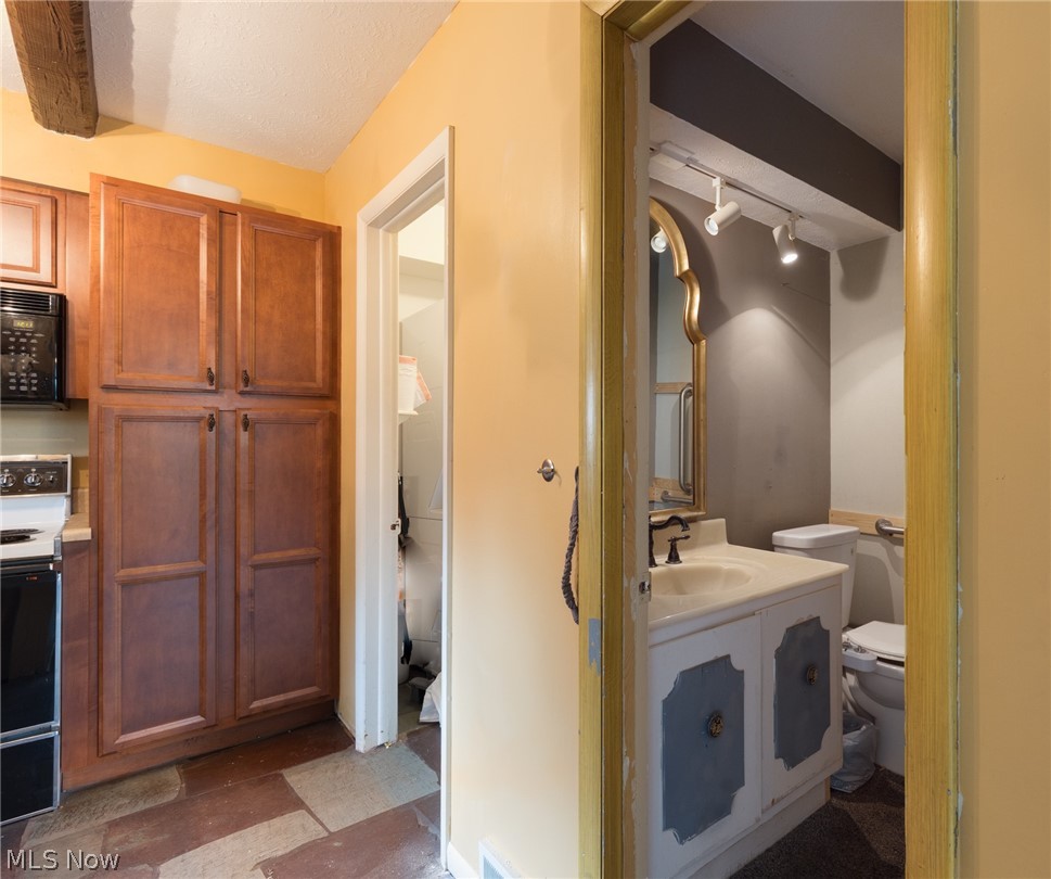 Granger Lake Condo - Residential