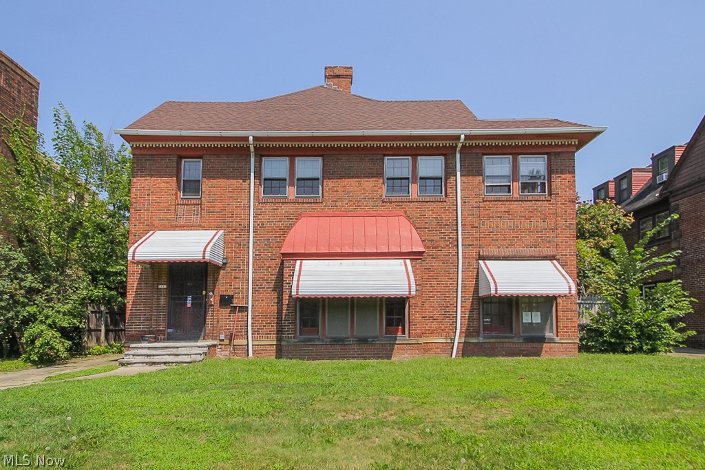 2911 Ludlow Rd DN, Cleveland - 2 bed 1 bath DOWN unit!

$995 rent / $995 deposit
1-2 pets OK w/ approved PetScreening & PetFee (Some breed restrictions apply per HUD guidelines)
NO SMOKING
1 time $129 non-refundable set up fee paid at lease signing
$30/month mandatory resident benefit package; can include personal property liability insurance for an additional $5/month for $35/month total.

All applicants are required to fill out a PetScreening application, found on our website/app before being processed. Even if you have NO pets - this app must be filled out. 1 time, non-refundable pet fee of $200-300 per animal applies to all pets & must be paid prior to or when you pay your 1st month rent. (No fee for qualified assistance animals)

Our application is processed through secure site: Findigs. They require ID & income verification. Without this, your app will not be processed. They offer 24/7 chat support on their app directly if you have any questions

This lovely DOWN unit