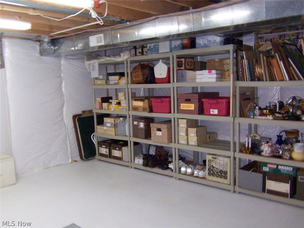 Woodbury Condo - Residential