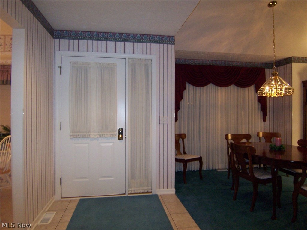 Woodbury Condo - Residential