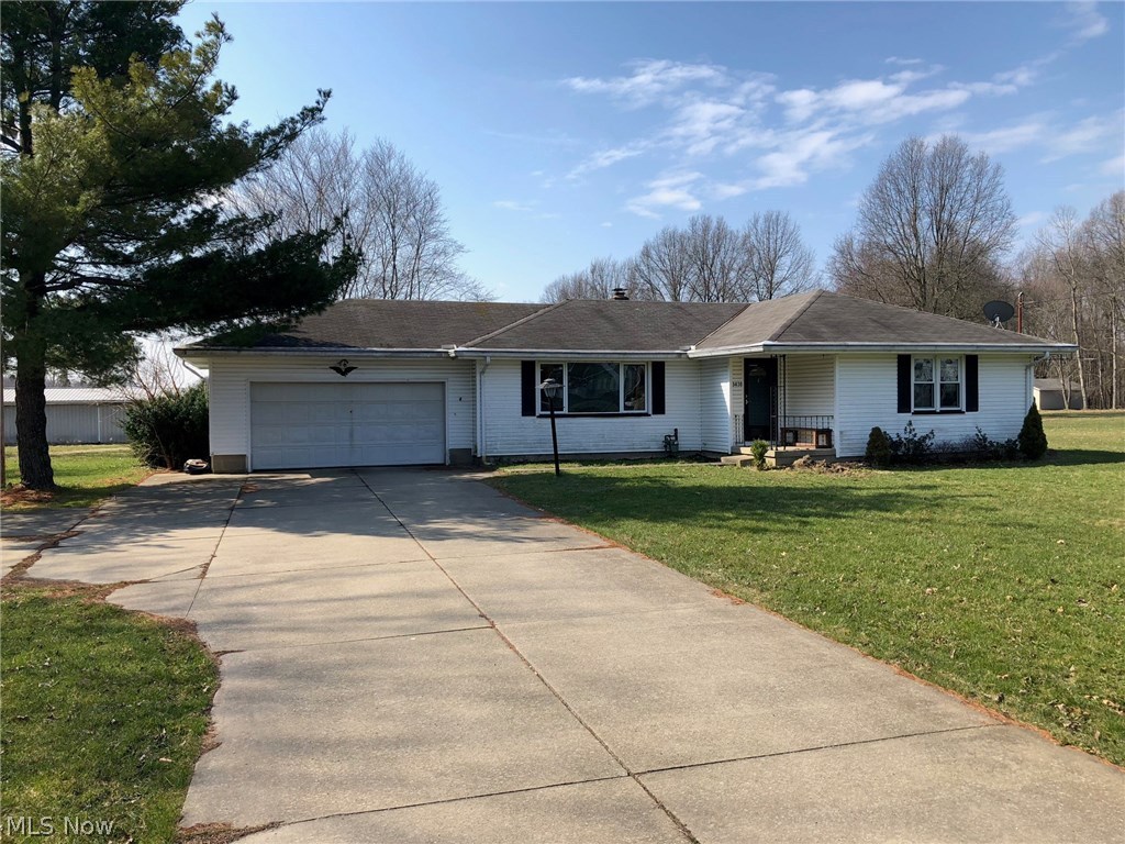 3 bed and 1 bath home for rent in Vienna in Mathews School district.  Call today for more details!
