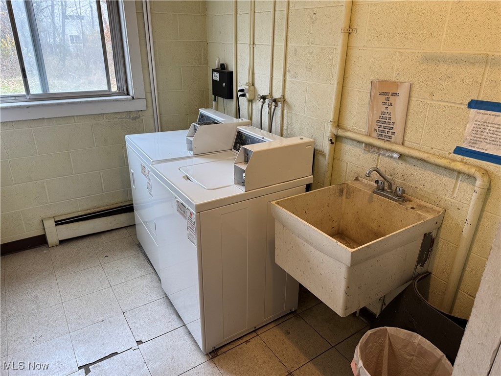 Royal Court Condo - Residential