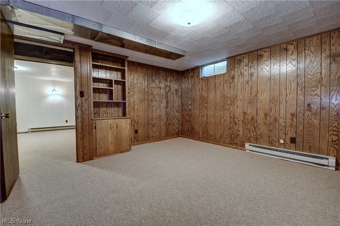 Raymond E Kerrs Third Allotme - Residential
