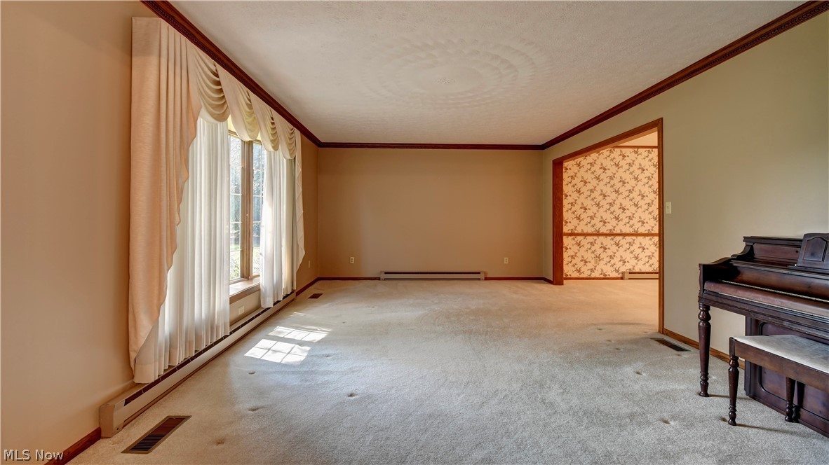 Raymond E Kerrs Third Allotme - Residential