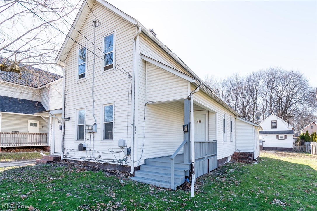 Welcome to this great income producing triplex less than 1 mile to Akron University and Downtown Akron. This is a well located
multifamily investment property. There are 2 buildings included in the sale - very rare. The front building is duplex with 1 unit
featuring 2 beds, 1 bath and the other unit featuring 3 beds, 1 bath. The rear building is a single family with 2 beds, 1 bath. The
tenants in the duplex pay their own seperately metered electric. The back building pays for their own separatly metered gas and
electric. All units equiped with refrigerators and stoves. Close to the freeway for easy access to Akron University, Akron General
Hospital, restaurants, shopping, parks and more. Great cash flow and easy to maintain. 2 units vacant and rent ready to allow for
showings. Market rent on the 2 bedrooms is $900/mo. Market rent on the 3 bedroom is: $1,100/mo. Available for review is an
Offering Memorandum with a Rent Roll and P&L.