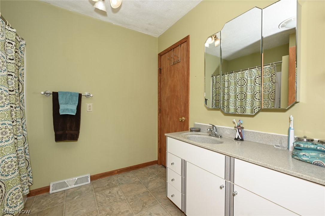 Ravenna Bldg Co - Residential