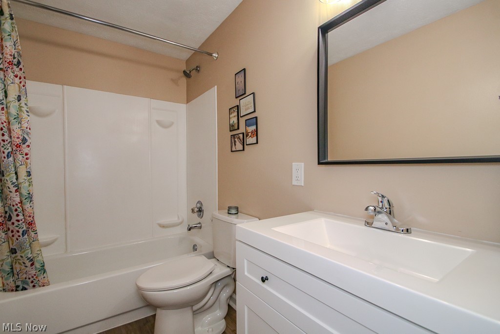 Windjammer Condo - Residential