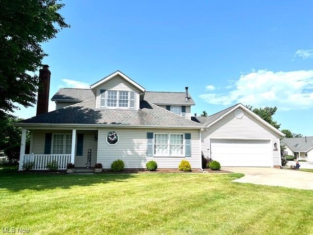 Beautiful attached townhouse in highly sought after Macintosh Farms Community! This two story home features 3 bedrooms, with an oversized master downstairs and 2 bedrooms upstairs. The dining room, foyer and family room all boast cathedral ceilings. The kitchen has granite countertops, with plenty of counterspace. Home is situated in the award winning North Royalton School District. Neighborhood amenities include three pools, a clubhouse, tennis courts, walking trails, and playgrounds.