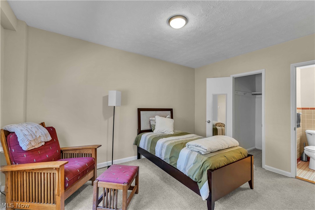 Barclay Condos - Residential