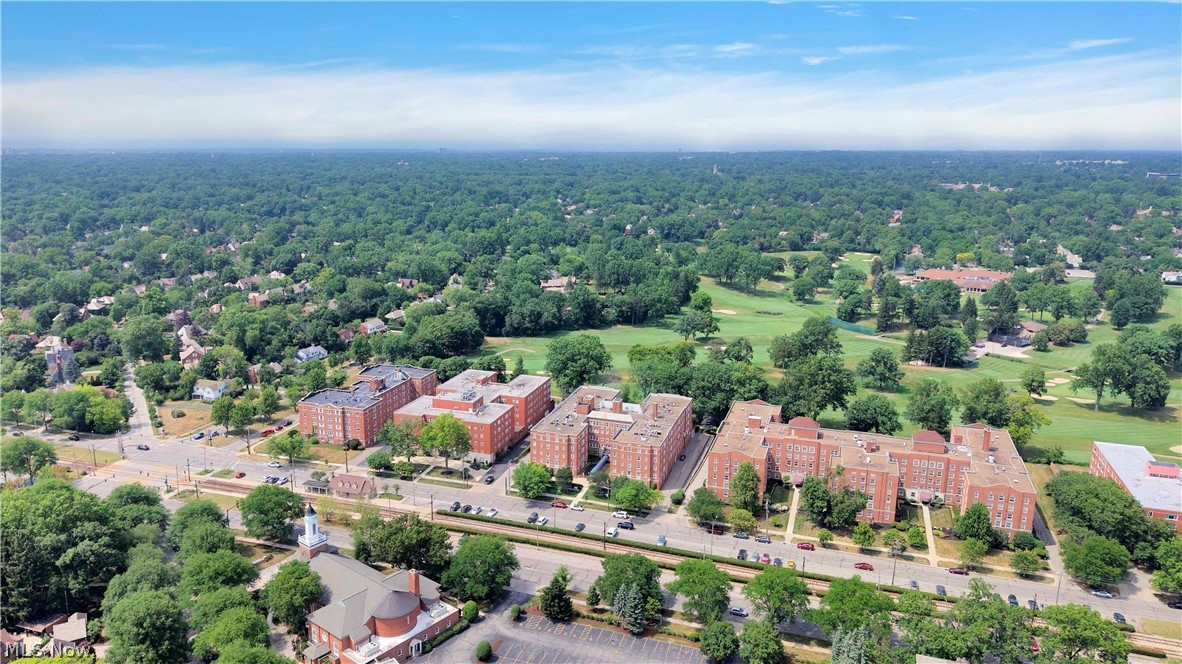 Barclay Condos - Residential