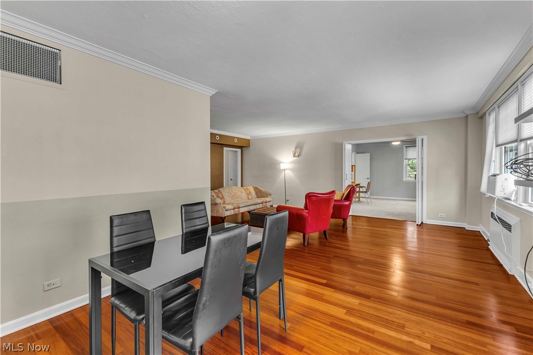 Barclay Condos - Residential
