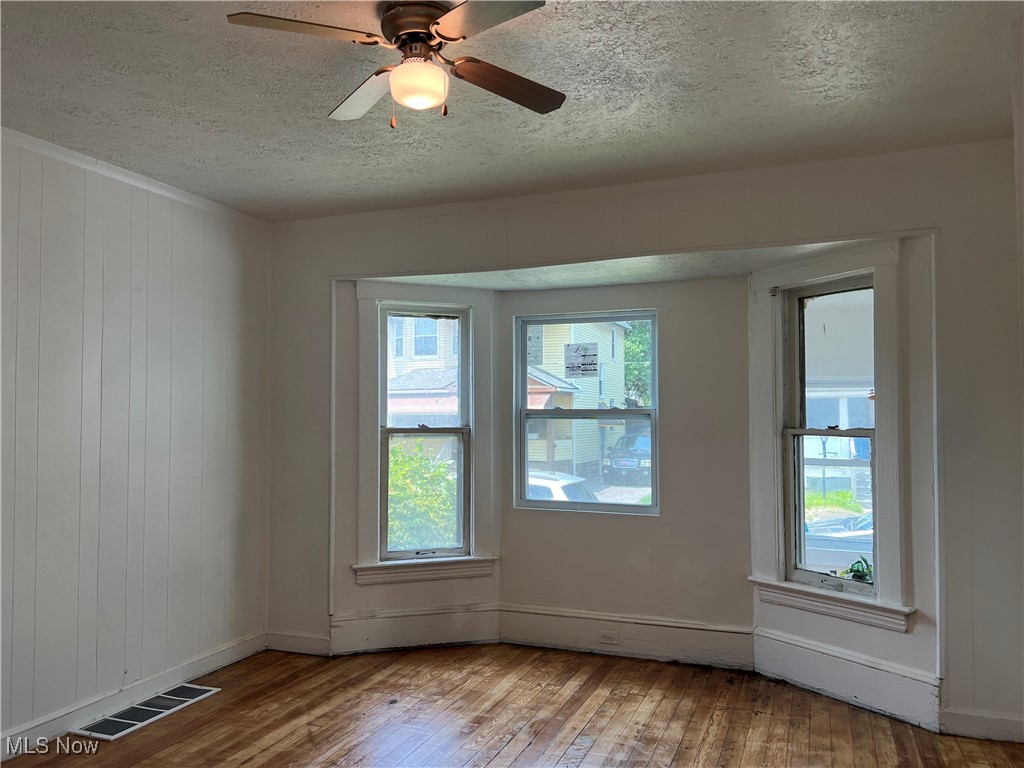 Curtiss Ambler Realty Co - Residential