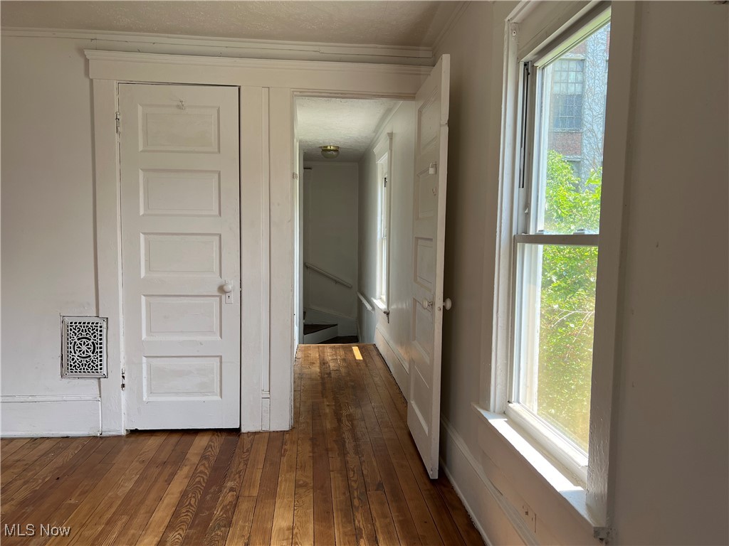 Curtiss Ambler Realty Co - Residential