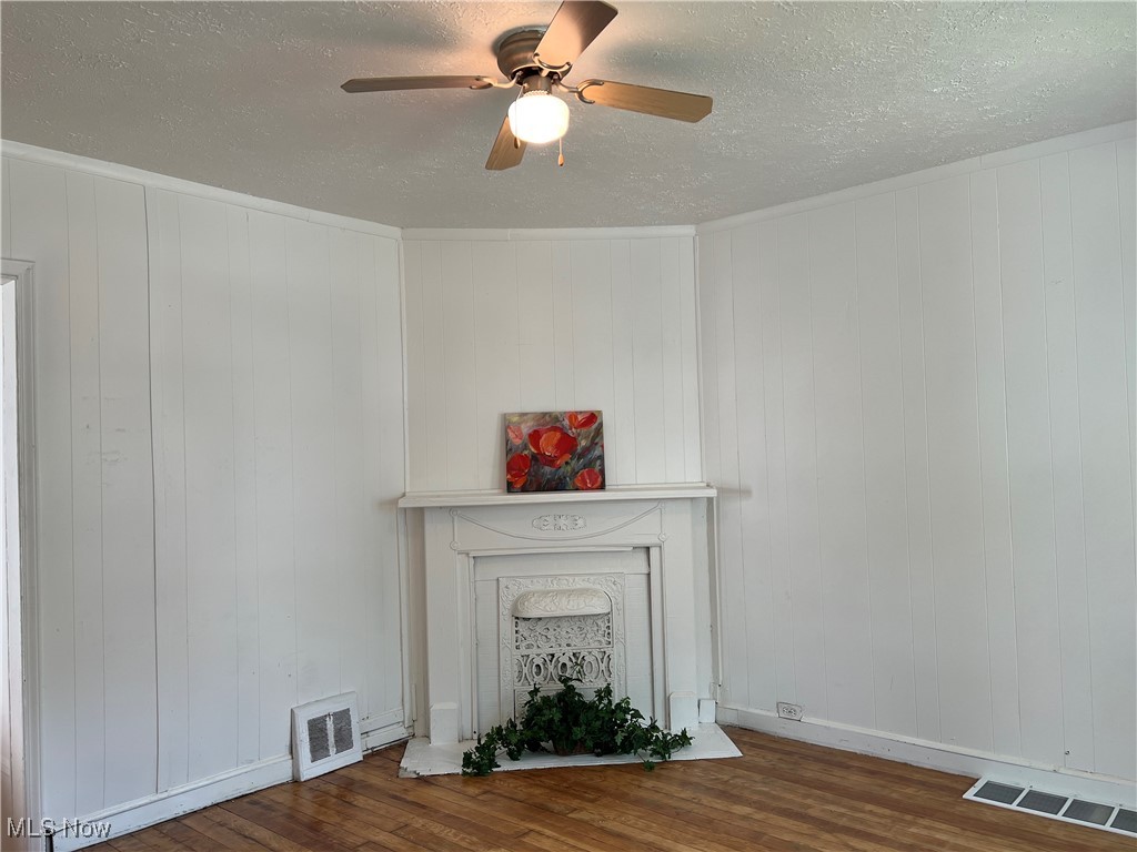 Curtiss Ambler Realty Co - Residential