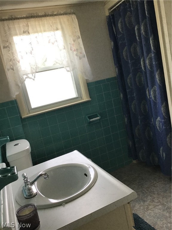 Kenmore Realty Co Allotme - Residential