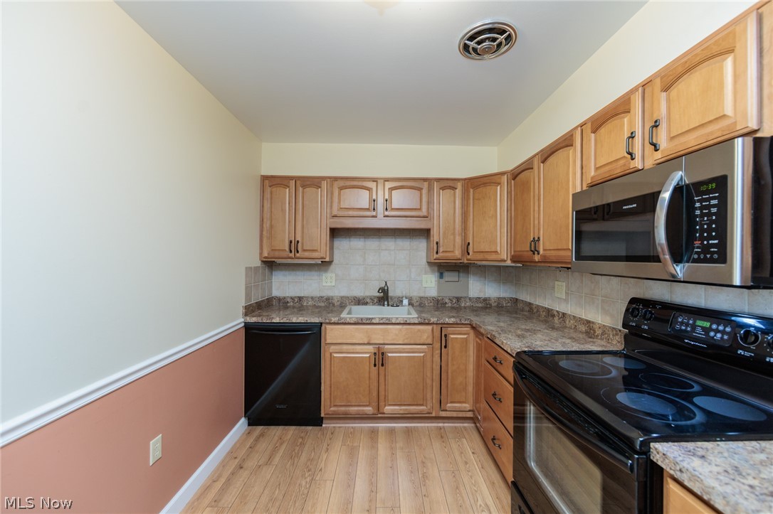 Saxon House Condo - Residential