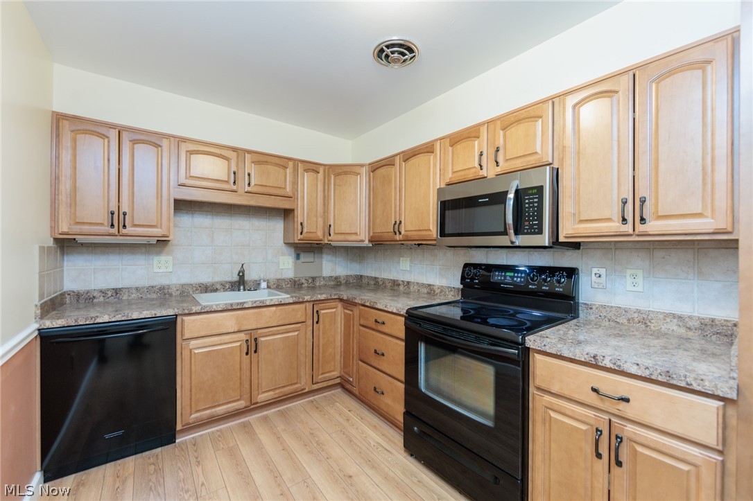 Saxon House Condo - Residential