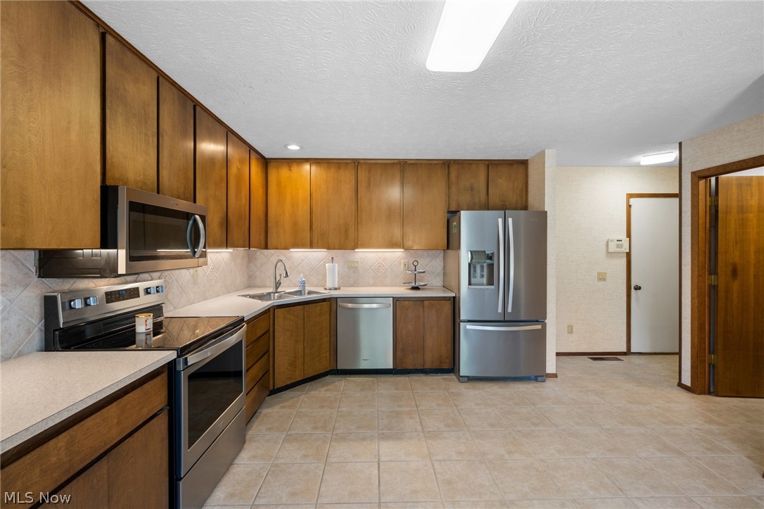 Meadowood Sub #1 Ph III - Residential