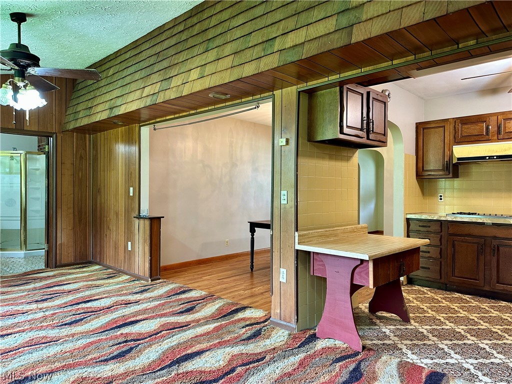 Ruth Strong Heirs - Residential