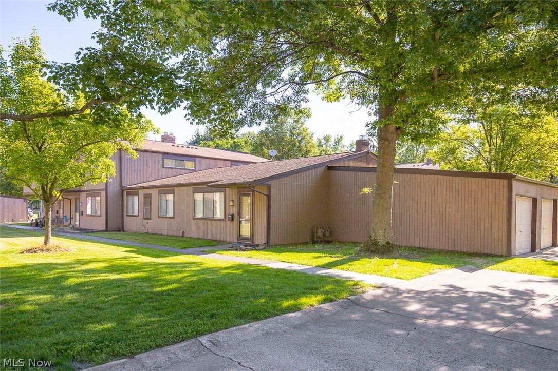 Lake/Falls - Residential