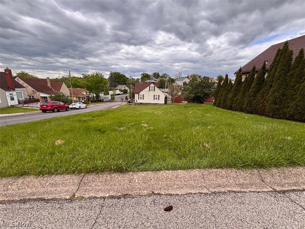 Enjoy the convenience of this 50' x 90' corner lot, ideally located just minutes from shopping, dining, schools, and other local amenities. Whether you're looking to build an investment property or your dream home, this lot offers excellent potential within the city limits. Benefit from the reliability and convenience of public utilities and municipal services readily available to the property.