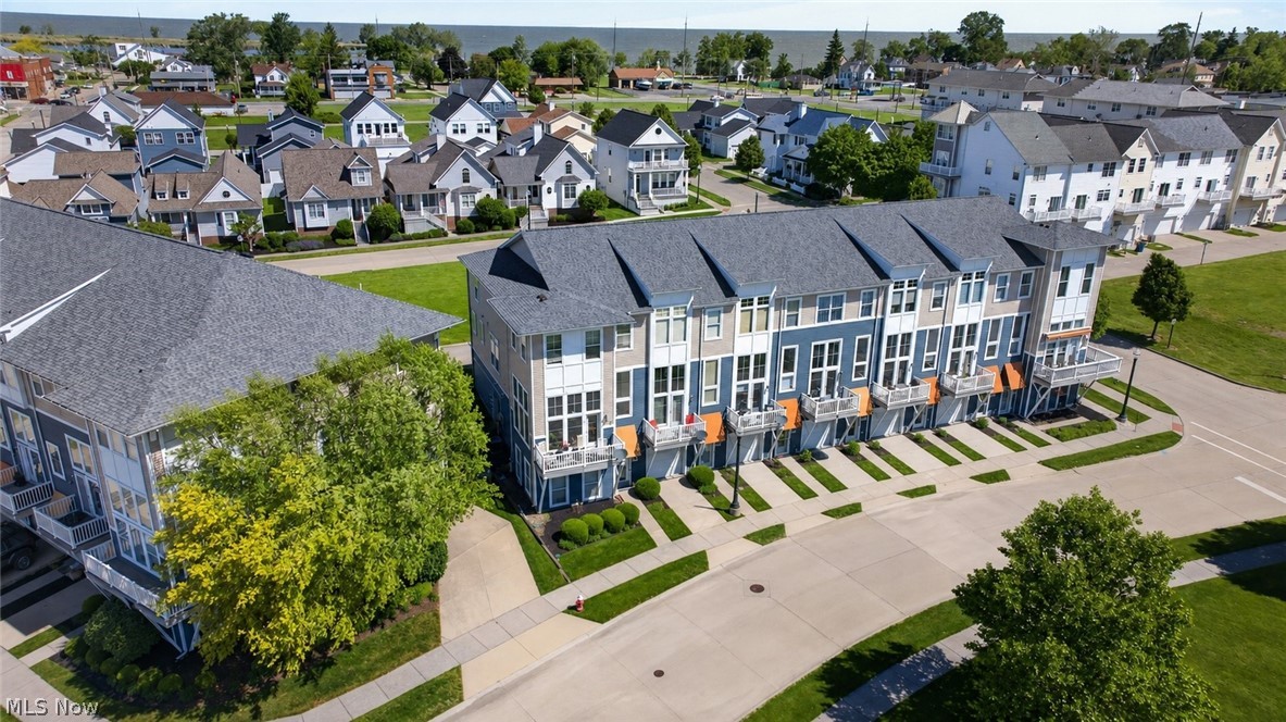 Harbor Walk - Residential