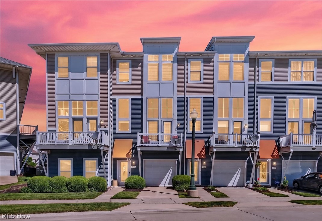 Harbor Walk - Residential