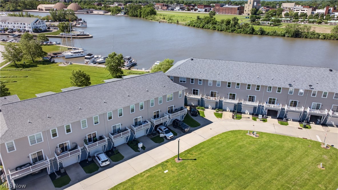 Harbor Walk - Residential