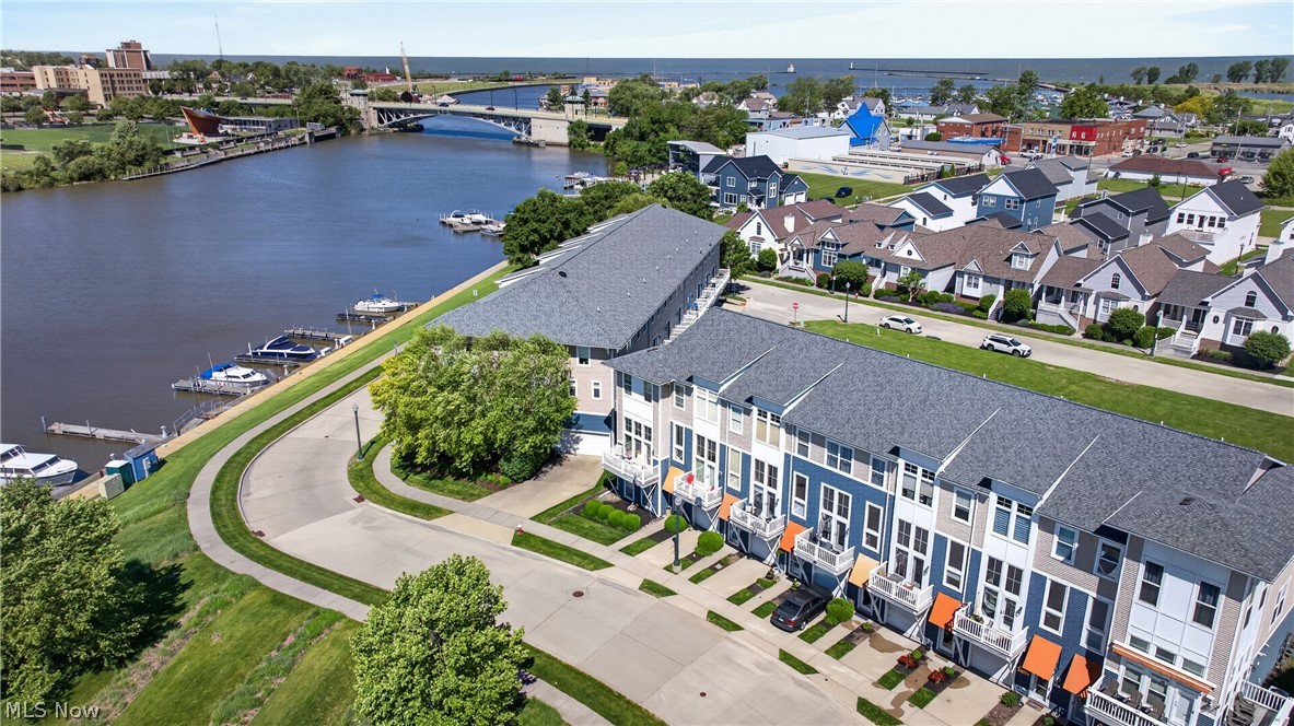 Harbor Walk - Residential