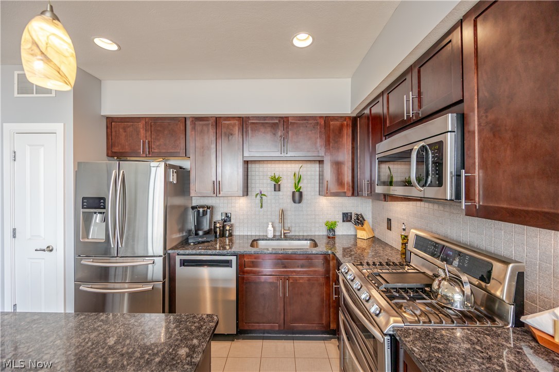 Stonebridge Plaza Condo - Residential