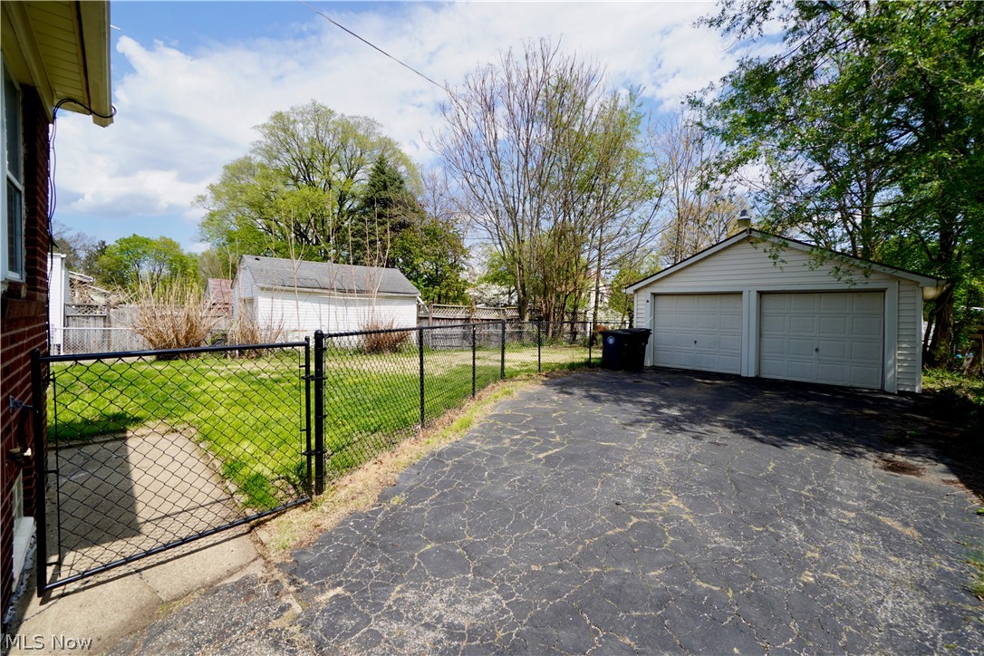 Lookout Park - Residential