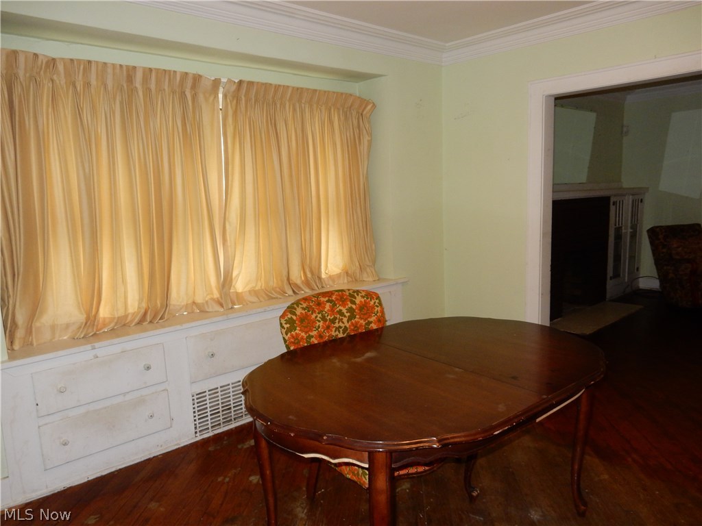 East Akron Terrace - Residential