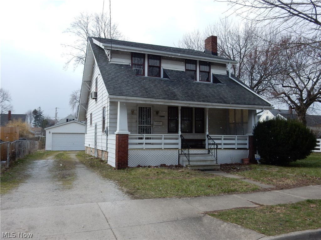 East Akron Terrace - Residential