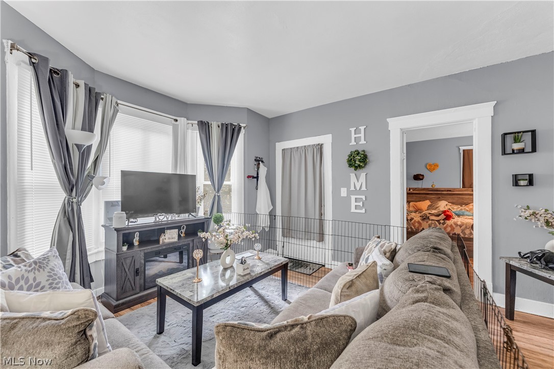 H G Kings Add - Residential Income